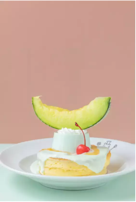 熱海プリンに今年もメロンがやってきた！！メロンがどーんと乗った「ジューシーメロンプリンメニュー」が6/28(土)よりいよいよスタート！