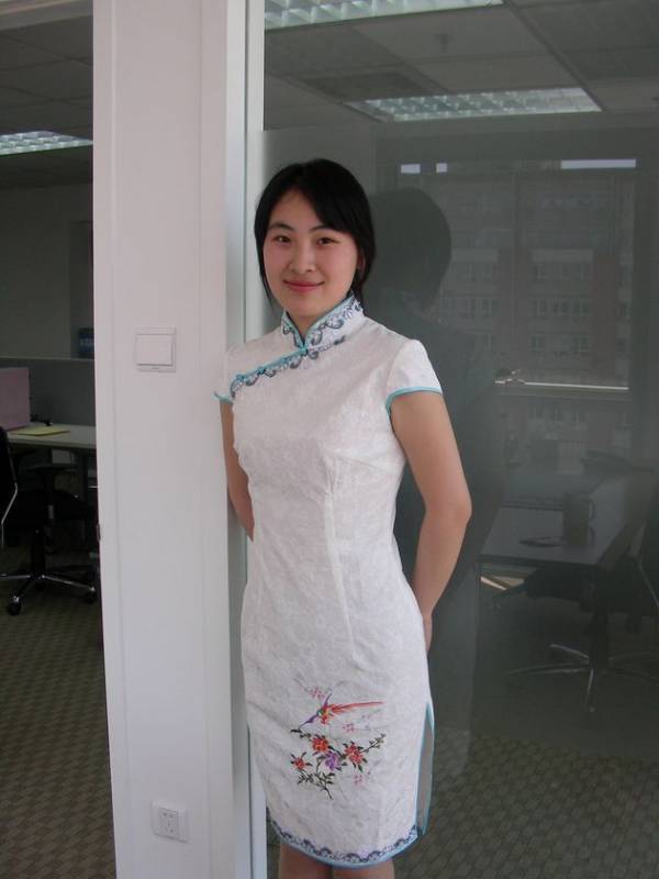 中国人の日本の学校への爆入学を受け、夏休み、小中学生向け、中国語の基礎を学べるオンライン特別クラスを開講