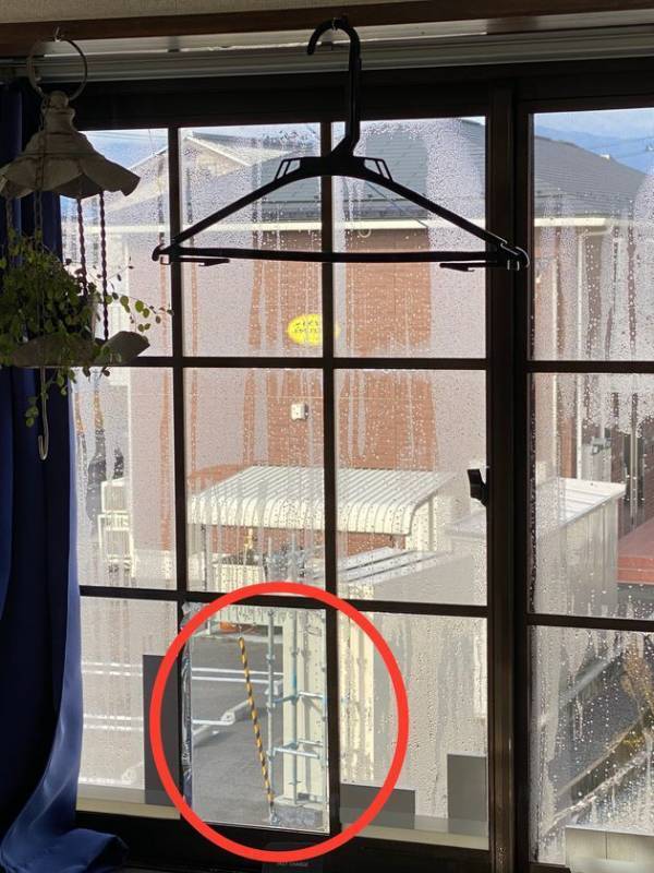 梅雨の結露を防ぐ！冷蔵ショーケース専用の透明フィルムのお試しサイズを7月30日まで特別価格1,980円(税込)で販売