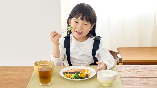 作業療法士と共同開発！お箸の“完成形”「エジソンのお箸ラストステップ 子ども用」新発売！