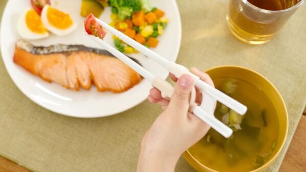 作業療法士と共同開発！お箸の“完成形”「エジソンのお箸ラストステップ 子ども用」新発売！