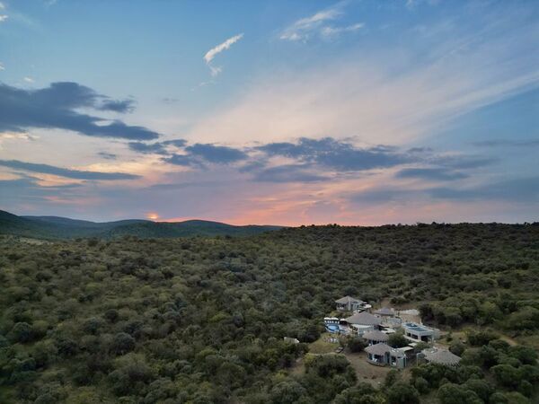 南アフリカのサファリロッジ＆リゾート　ジュメイラ・タンダ・サファリ　新たにより柔軟な滞在を実現する宿泊スタイルを宿泊施設「ロイヤル・レジデンス」に導入し提供を開始