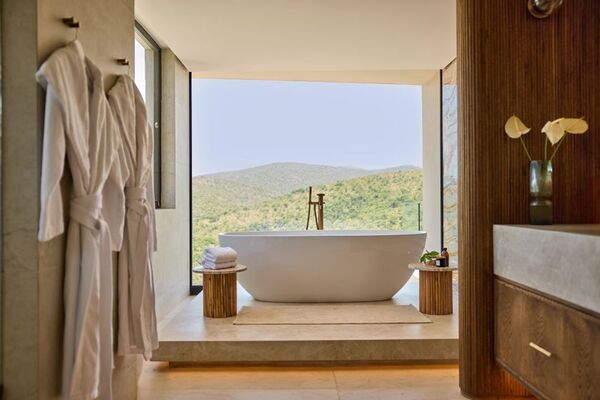 南アフリカのサファリロッジ＆リゾート　ジュメイラ・タンダ・サファリ　新たにより柔軟な滞在を実現する宿泊スタイルを宿泊施設「ロイヤル・レジデンス」に導入し提供を開始