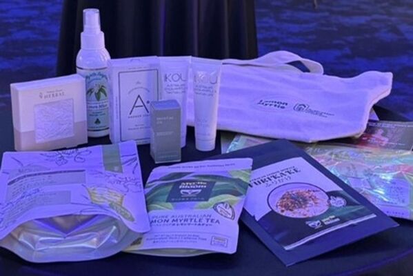 大阪・関西万博「オーストラリア館」にて注目のハーブ“レモンマートル”を紹介　～多彩な製品での活用例を通じて、来場者が五感で体感～