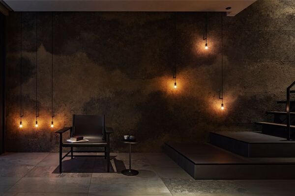 世界が認めた陰翳の美　「鈴 京都宮川筋 hitotose穐-Aki-」、4冠目のデザイン賞受賞！