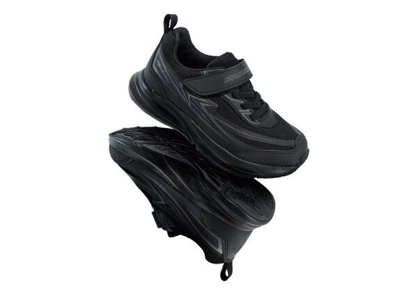 子どものための靴「瞬足」から接地面から4cmの耐水テストで8時間をクリアした超防水モデルの新色が登場　梅雨シーズンにも子どもたちの快適な足元を応援