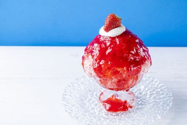 ＜いちご専門店の道の駅＞静岡県産いちごを削ったかき氷「けずりいちごおり」第2弾が新登場！今年は真っ赤なかき氷で、夏を鮮やかに盛り上げます！