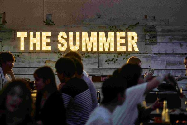 札幌PARCO屋上に西海岸リゾート出現！夏季限定ビアガーデン「THE SUMMER」7月3日開幕