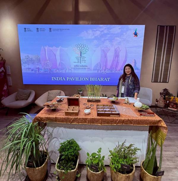 ＜日本初＞アーユルウェルネスリゾート沖縄、関西国際博覧会インドパビリオンにて沖縄原産薬草とアーユルヴェーダハーブを展示