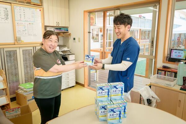 熱中症から地域の子供達を守るため小野市の治療家が市内の全保育園に経口補水液を寄付