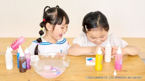 人気知育玩具「ぷにょぷにょアクアリウムmini」に「クロミ」「シナモロール」が新たに仲間入りし7月3日より発売　初のオリジナルチャームキットがセットに！