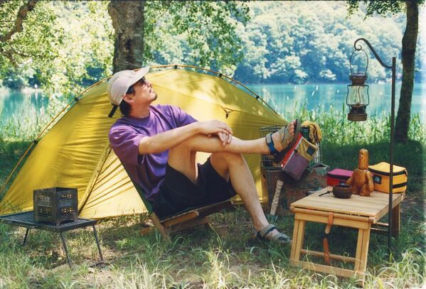 サンゾー工務店が手がける新ブランド「UCDC」、第一弾プロダクトが＜koti BEAUTY&YOUTH＞とのコラボで登場　アップサイクル発想のTシャツを7月12日(土)に発売