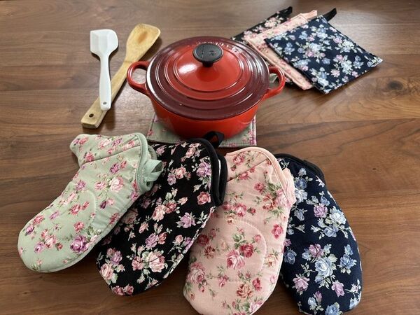 素手感覚で使用できる独自形状のオーブンミトン　Creema SPRINGSで先行販売開始！1960年創業の老舗エプロン屋「東京科学」が開発