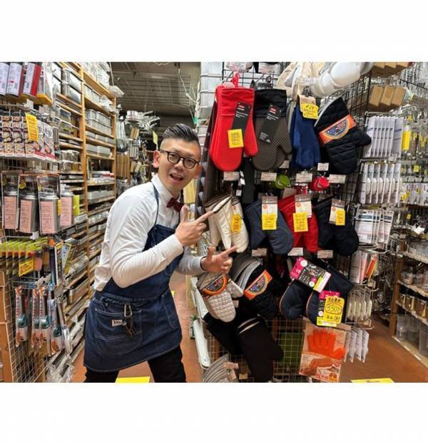 素手感覚で使用できる独自形状のオーブンミトン　Creema SPRINGSで先行販売開始！1960年創業の老舗エプロン屋「東京科学」が開発