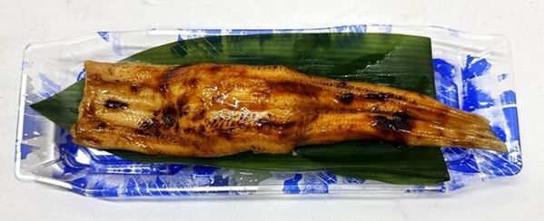 ＼夏限定メニュー海鮮丼／駿河湾沼津サービスエリア下り線　海鮮丼テイクアウトコーナー「おさかな丼屋 とと丸」　7/20(日)～8/31(日)「穴子」をつかったシーズンメニューが登場