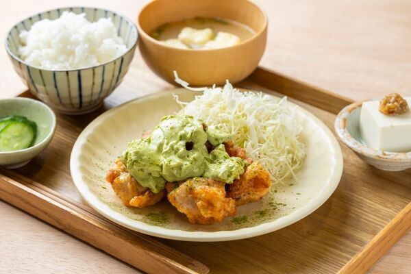 【リリース第2弾】「道の駅そらっと牧之原」7/18(金)12時グランドオープン　牧之原の茶畑そばに、茶白湯ラーメン、茶ル茶ルチキン！？お茶グルメや土産品が勢揃い！ソフトクリーム、クレープの抹茶スイーツ、抹茶あんぱんや生ドーナツのベーカリーも登場！！