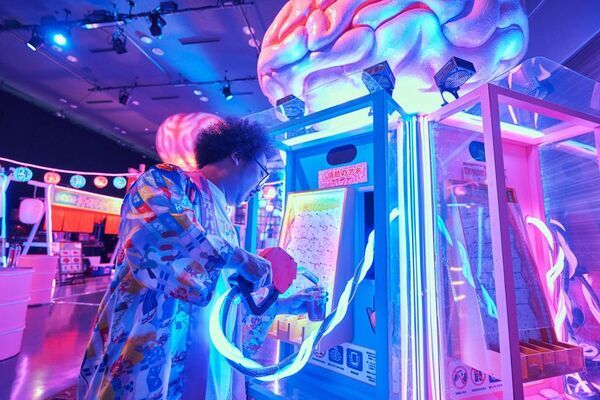 【イベントレポート】「脳汁」をテーマにした新感覚フードフェスに3日間で約10,000人が来場！“イキすぎた愛と混沌のフードフェス”『脳汁横丁』