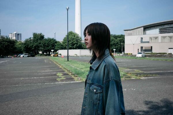 ［OPENING ACT×UMBRO］唐田えりかが纏う、都市の余白。新作コレクションを発表＆スペシャル撮影ビジュアルが公開