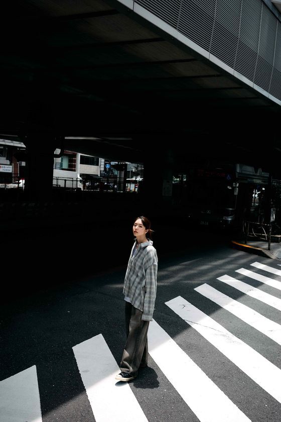 ［OPENING ACT×UMBRO］唐田えりかが纏う、都市の余白。新作コレクションを発表＆スペシャル撮影ビジュアルが公開