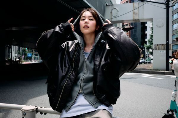 ［OPENING ACT×UMBRO］唐田えりかが纏う、都市の余白。新作コレクションを発表＆スペシャル撮影ビジュアルが公開