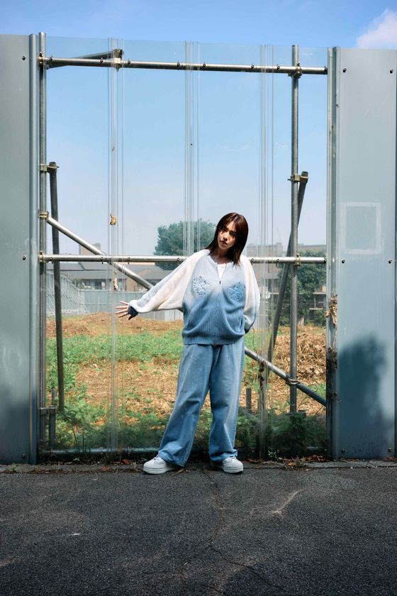 ［OPENING ACT×UMBRO］唐田えりかが纏う、都市の余白。新作コレクションを発表＆スペシャル撮影ビジュアルが公開