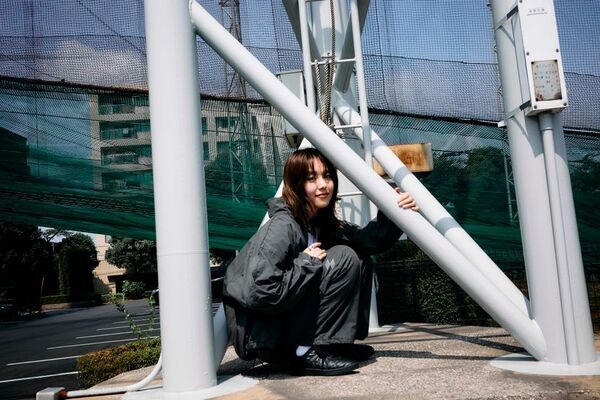 ［OPENING ACT×UMBRO］唐田えりかが纏う、都市の余白。新作コレクションを発表＆スペシャル撮影ビジュアルが公開