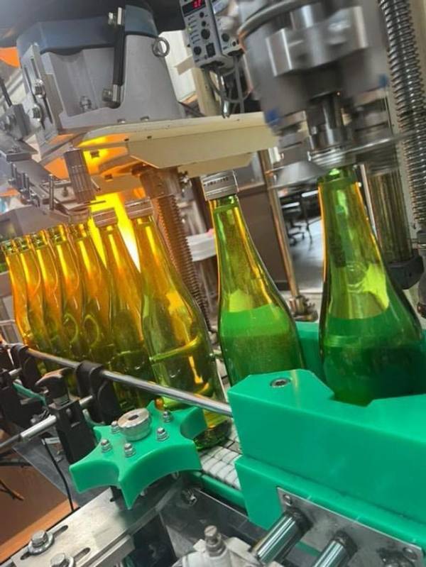 “日本三大秘境”宮崎県・椎葉村、棚田米から初の純米酒「仙人の棚田」誕生！8月1日から本数限定で順次販売開始予定