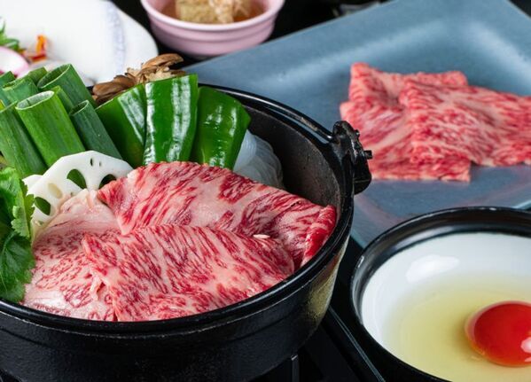 【京都山科 ホテル山楽】夏の週末だけしか味わえない特別ディナー　近江牛や黒毛和牛の「すき焼き御膳」を期間限定でご提供！