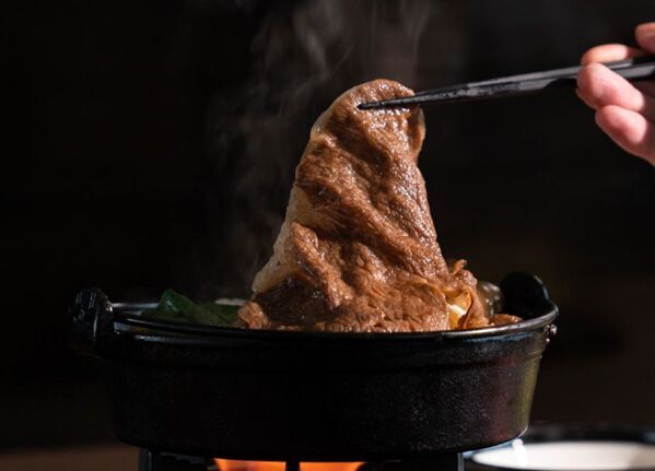 【京都山科 ホテル山楽】夏の週末だけしか味わえない特別ディナー　近江牛や黒毛和牛の「すき焼き御膳」を期間限定でご提供！