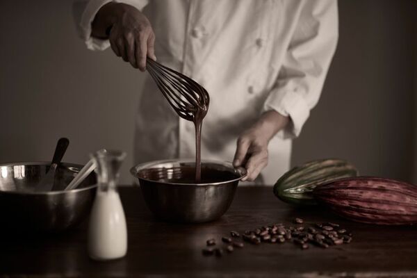 新千歳空港で1日100セット限定！札幌の高級ショコラ専門店「ショコラティエ マサール」から【北海道生テリーヌ】が登場