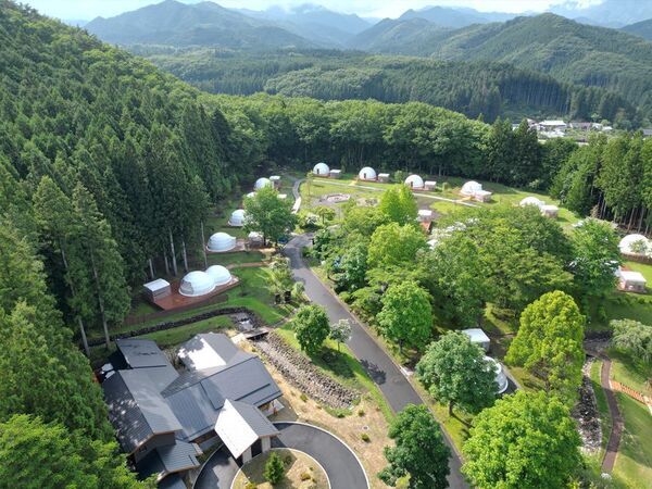 「泊まってよかった宿大賞」2年連続受賞、注目のグランピングリゾート「ブリリアントヴィレッジ日光」が話題沸騰
