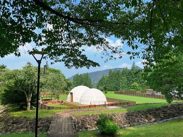 「泊まってよかった宿大賞」2年連続受賞、注目のグランピングリゾート「ブリリアントヴィレッジ日光」が話題沸騰