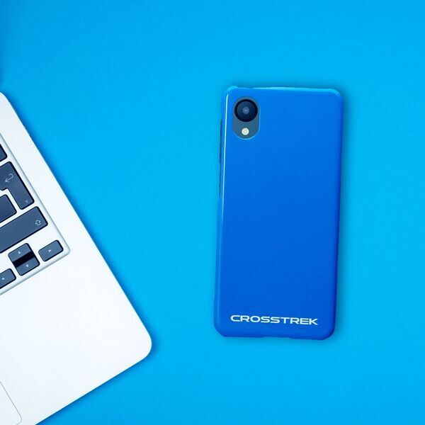 スバル『FORESTER』『CROSSTREK』の実車カラーを再現したスマートフォンケースを発売！