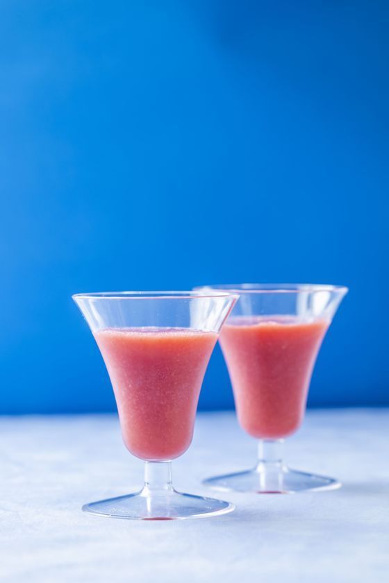 【いちご専門店 いちごBonBonBERRY／伊豆・村の駅 伊豆のへそ店】“伊豆のへそ”で、夏を楽しむイベント尽くしの3日間！パワーアップした縁日イベントやお祭り限定メニューが登場する『いちごの夏祭り』とスイカの振る舞いや重さ当て選手権を8月1日(金)～3日(日)で開催！