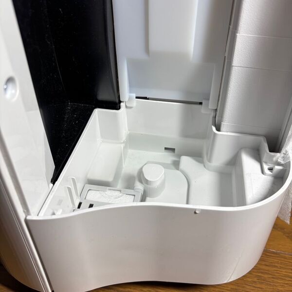 加湿器の“赤カビ”“ヌルつき”を抑制！「ディフェンドウォーター」による効果を発表　～加湿器内部の他、室内も同時除菌！～