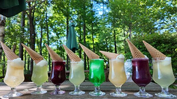 登山電車で行く温泉「雲上の停車場」が1周年記念！新メニュー＆1周年記念グッズを販売開始