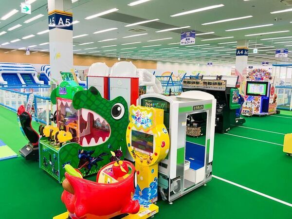 巨大室内遊園地「キッズランドUS MAX 山口宇部店」7月25日(金)グランドオープン　体育館約3個分の広さの園内には楽しい遊具が大充実