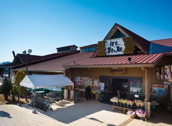 夏だ！祭りだ！伊豆村の駅へ行こう！夏休みは伊豆村の駅へ～8/1より村の夏祭りスタート！！今年もやります！8/10(日)は夏恒例の夜祭り開催！！