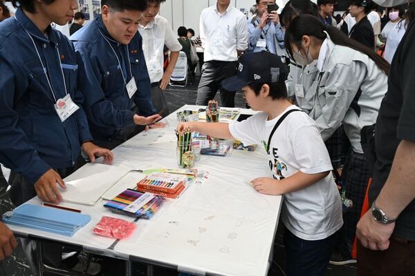 現役工科高校生がスペシャルサポーターのぺこぱと一緒に未来につながる“ワクワク”を学ぶ工科高校の魅力を発信！「都立工科高校ドリーム・フェスタ2025」開催レポート