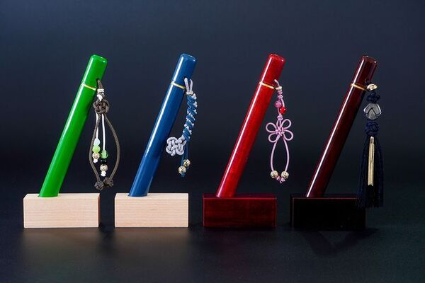 思い思いの供養を身近に　心に寄り添う手元供養品「灯(とう／ともり)」登場