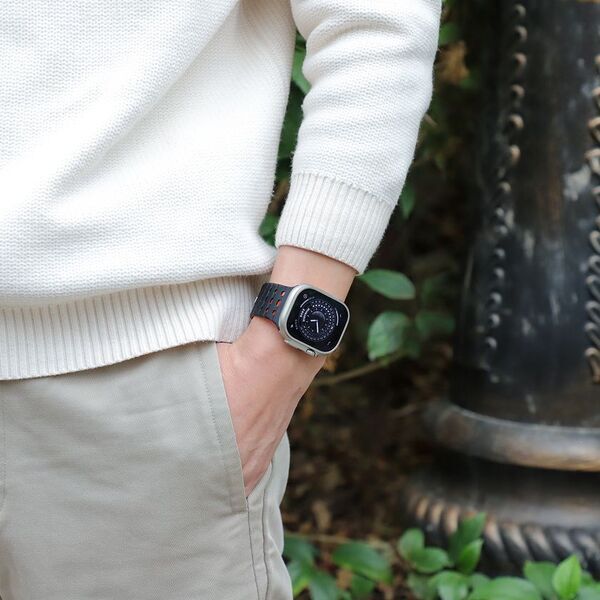 一本で完結！スポーツでも街でも使えるおしゃれなアップルウォッチ用マグネットバンド発売！