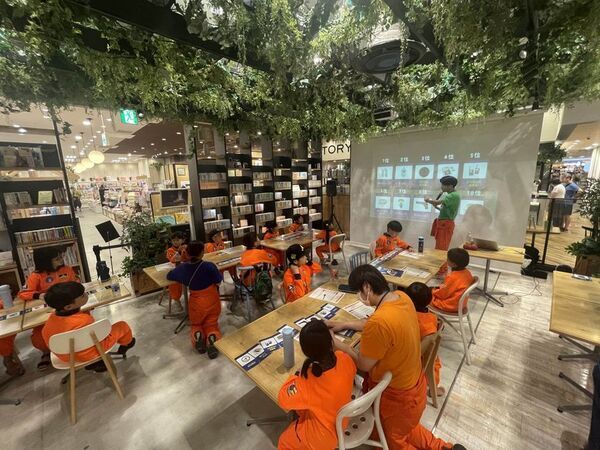 株式会社うちゅう、宇宙兄弟と連携し、三井不動産商業マネジメント株式会社が運営する全国12施設の商業施設で「親子で挑戦！宇宙兄弟スペースMISSIONツアー2025 ～ムッタからの招待状～」を開催！