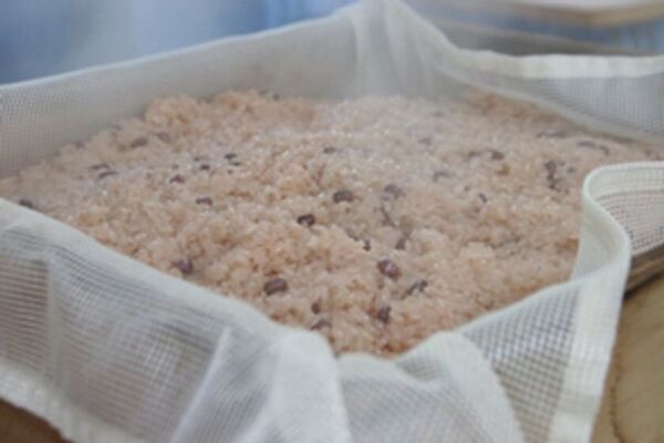 累計120万個突破の熱海名物「熱海ばたーあんパン」を販売する熱海ばたーあんが節目を記念し8/2～11までの10日間『4周年祭』開催！～4周年祭限定商品「熱海ばたーあん生どーなつ」や4周年記念セットなどを展開～