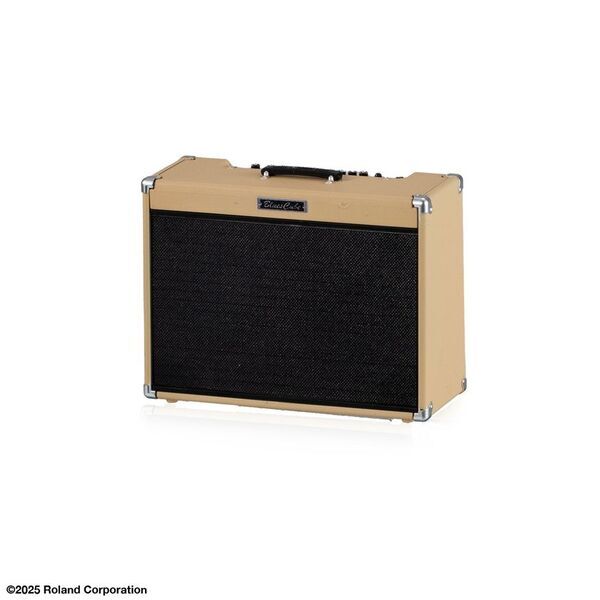 ローランドのギター・アンプ、リズムマシン、シンセサイザーがバンダイのカプセルトイ「ガシャポン(R)」でミニチュアになって登場！