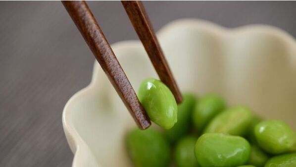 お箸の正しい持ち方を自然と意識できる　指ガイド付き　【天然木のお箸】を8月上旬にリニューアル販売開始