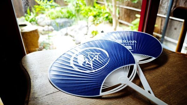 電気いらずの“涼”を京都で　ホテルブランド「Rinn」の62施設でエコなオリジナルうちわをプレゼント