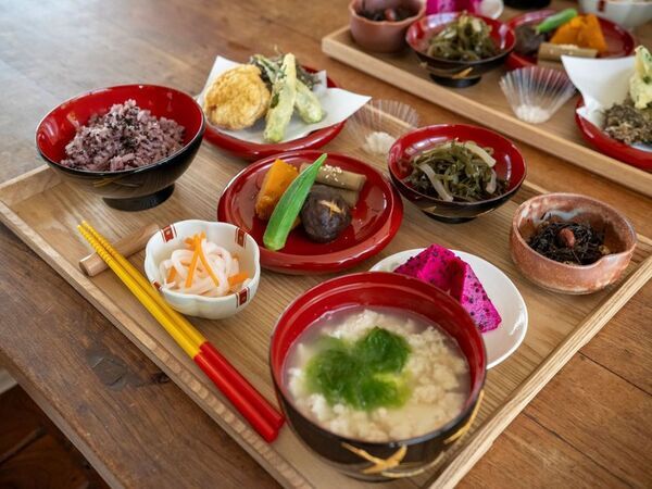 長寿とは長さだけではない。生き甲斐を持った人生を送ることである　OKINAWA　IKIGAI＆BLUE　ZONE　TOUR生き甲斐をもった人生を送る秘訣とは8月20日一般発売！