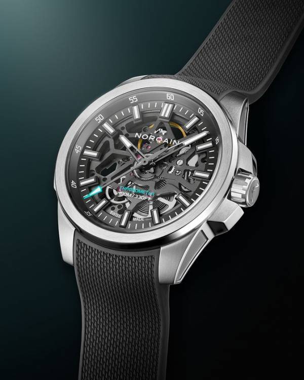 その力強さは、独立企業ノルケインにしか生み出せない。精悍さを究めたスケルトンウォッチ、2つの「Independence Skeleton 40mm」誕生。