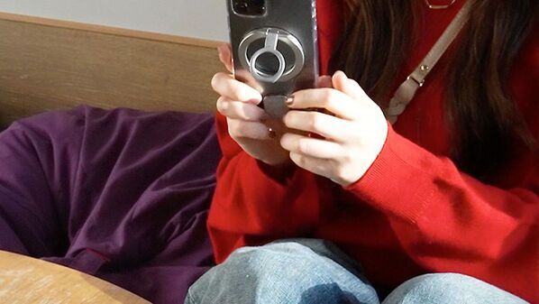 累計サポーター1,000名超え！“片手1秒”でスマホをストラップから着脱できる「MAGHOL」に新カラー登場！予約販売を9月29日まで実施