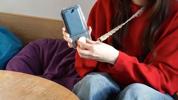 累計サポーター1,000名超え！“片手1秒”でスマホをストラップから着脱できる「MAGHOL」に新カラー登場！予約販売を9月29日まで実施
